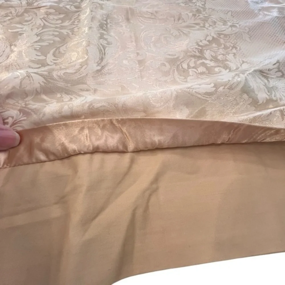 N/A neutral floral